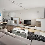Villa Arentz Residence - Sea Side View Apartments